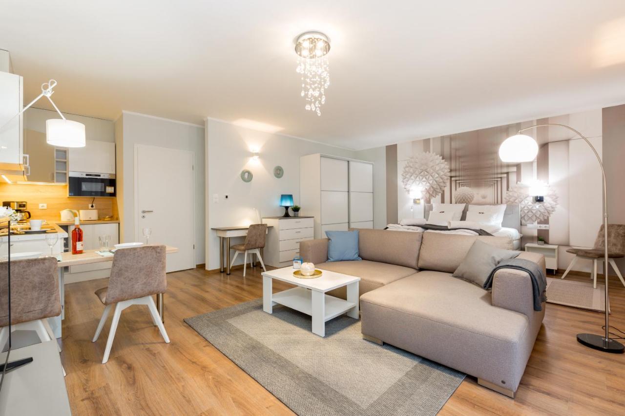 Downtown Residences - Ac,elevator,terrace Apartament